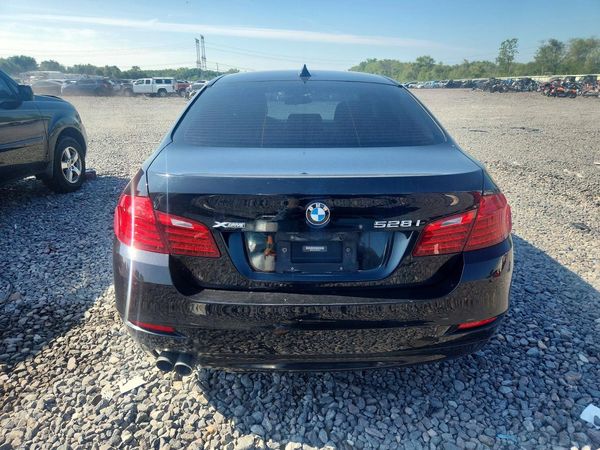 2015 BMW 528 xDrive