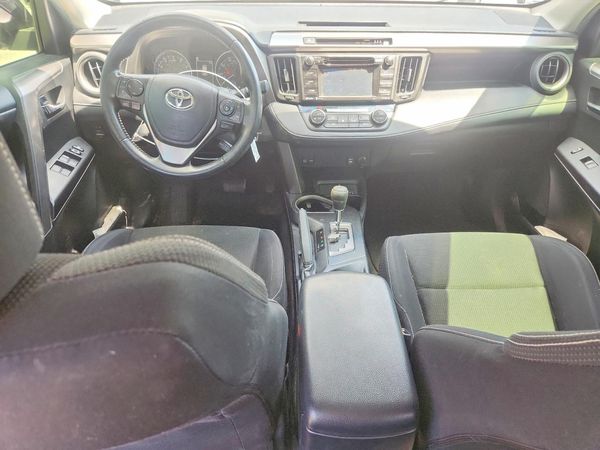 2017 TOYOTA RAV4 XLE
