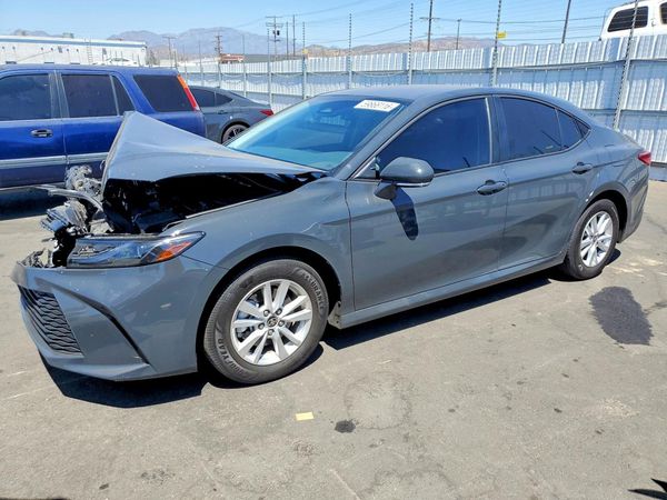 2026 TOYOTA CAMRY