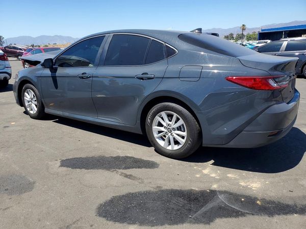 2026 TOYOTA CAMRY