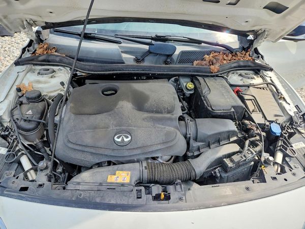 2017 INFINITI QX30