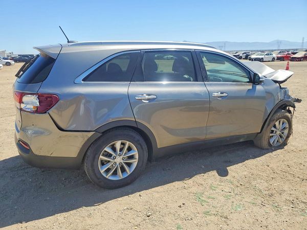 2017 KIA SORENTO