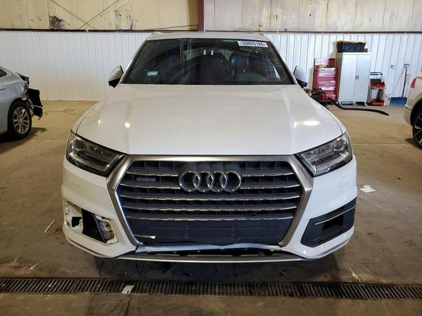 2017 AUDI Q7