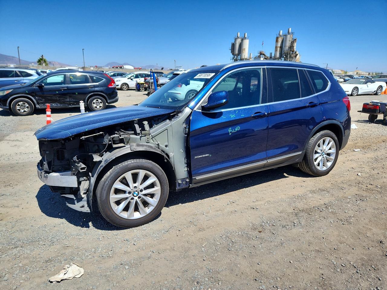 2013 BMW X3 xDrive28i — Front 3/4