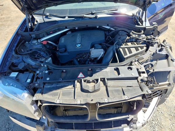 2013 BMW X3 xDrive28i — Engine bay