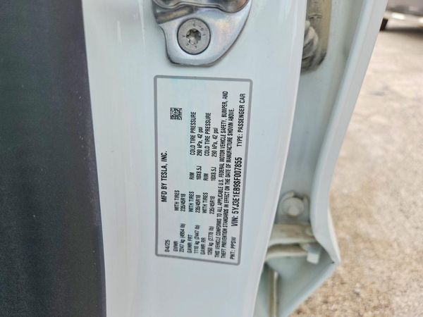 2025 TESLA MODEL 3