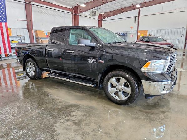 2018 RAM 1500 SLT