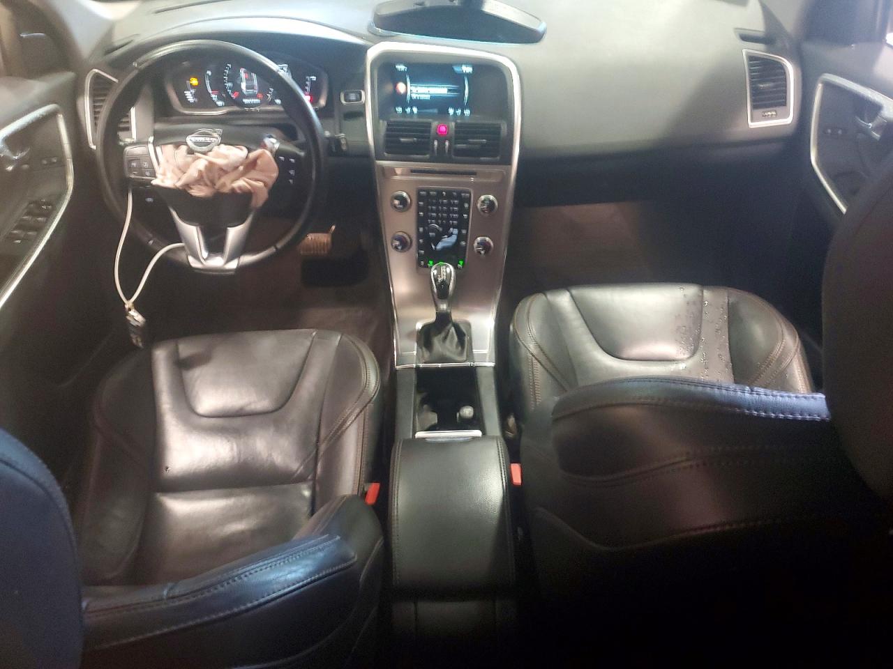 2017 VOLVO XC60 Dynamic