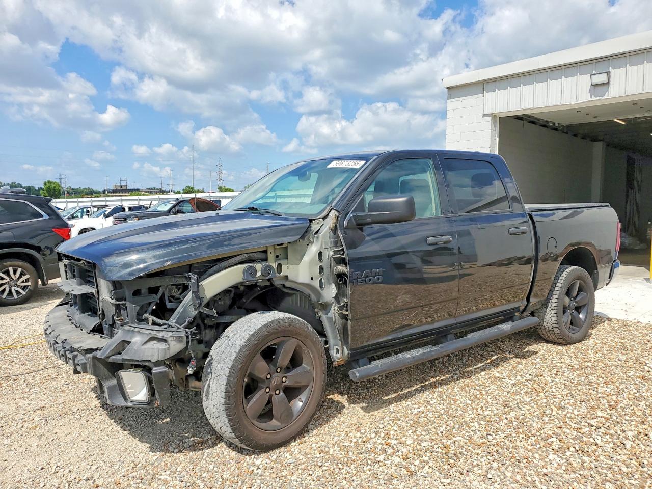 2016 RAM 1500 ST