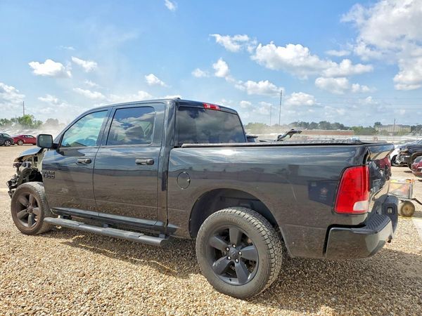 2016 RAM 1500 ST