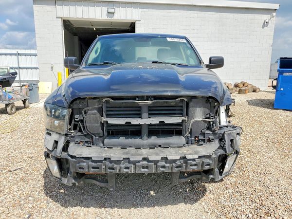 2016 RAM 1500 ST