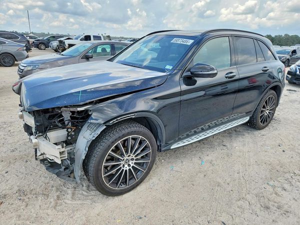 2019 MERCEDES-BENZ GLC