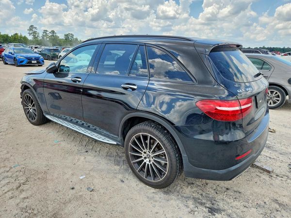 2019 MERCEDES-BENZ GLC