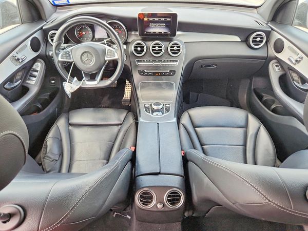 2019 MERCEDES-BENZ GLC