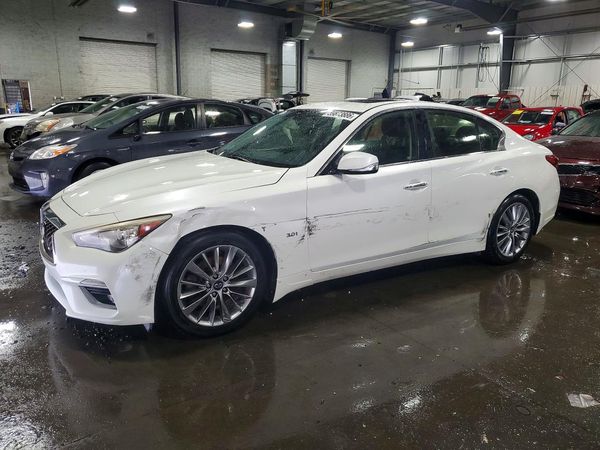 2018 INFINITI Q50