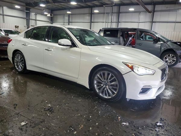 2018 INFINITI Q50