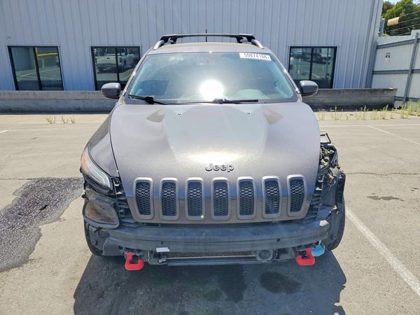 2017 JEEP CHEROKEE TRAILHAWK 4X4