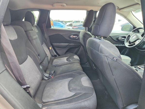 2016 JEEP CHEROKEE SPORT FWD