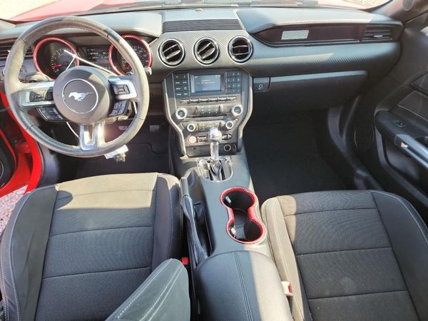 2017 FORD MUSTANG V6 Coupe