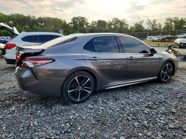 2018 TOYOTA CAMRY XSE