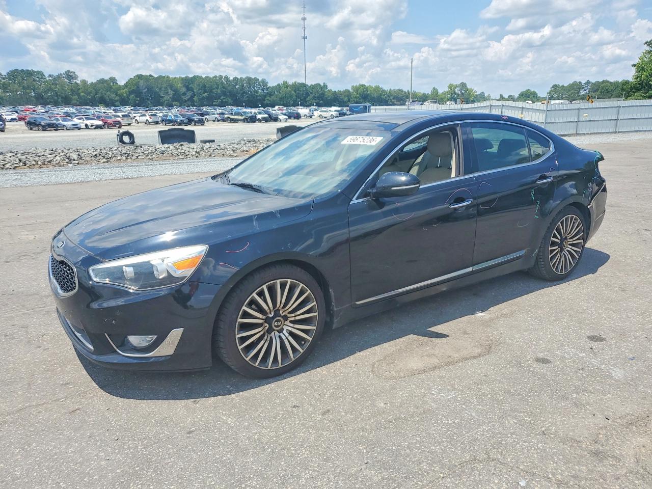 2015 KIA CADENZA