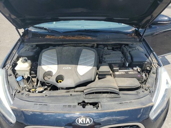 2015 KIA CADENZA