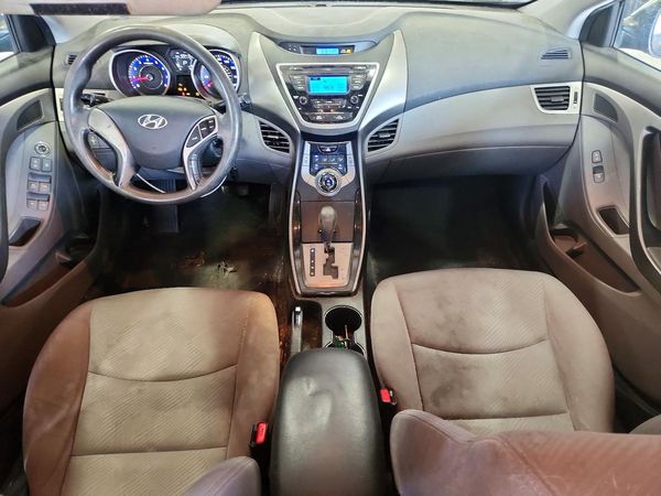 2013 HYUNDAI ELANTRA