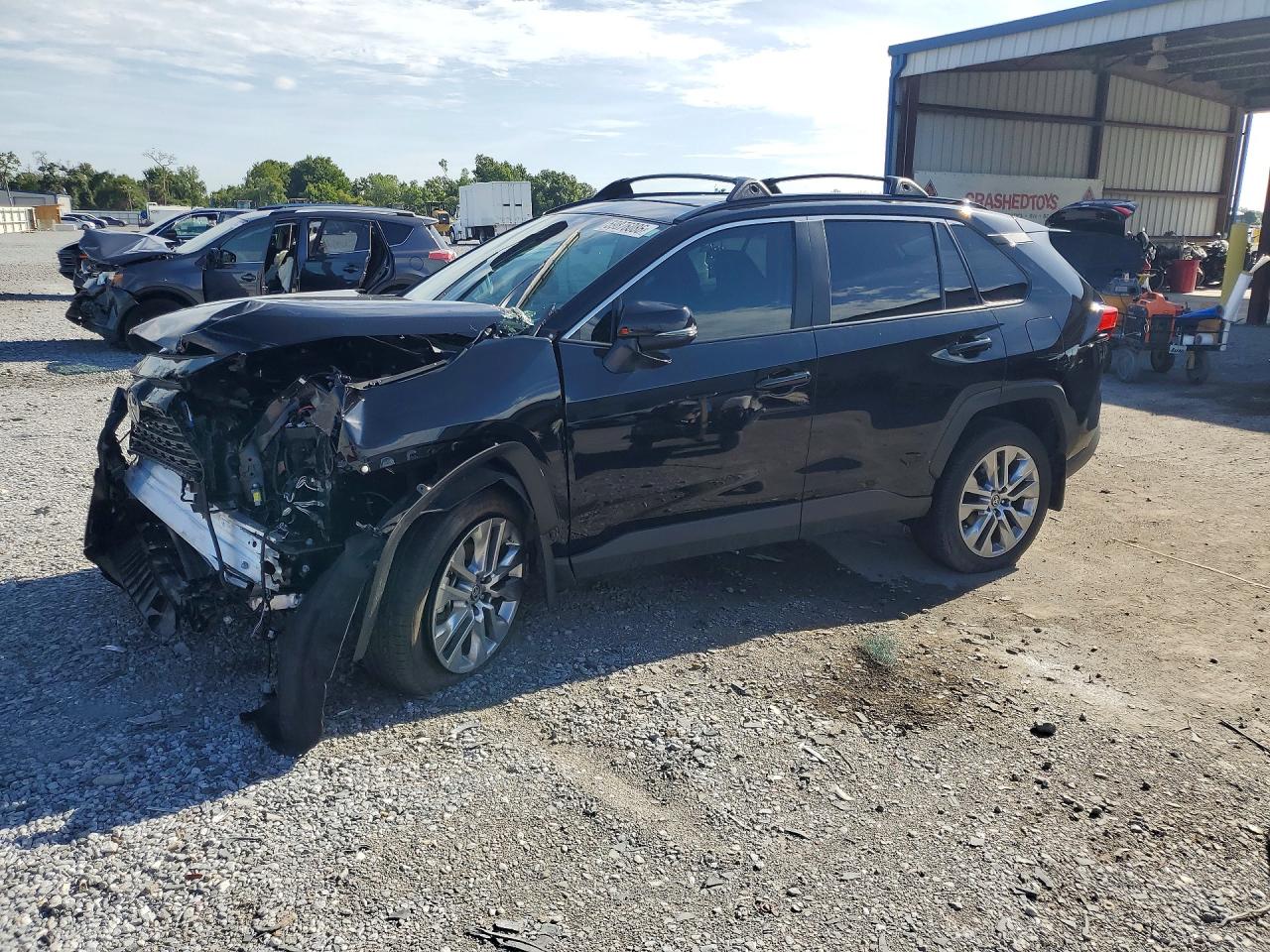 2024 TOYOTA RAV4 XLE Premium — Front 3/4