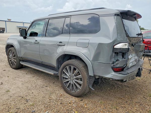 2024 LEXUS GX 550