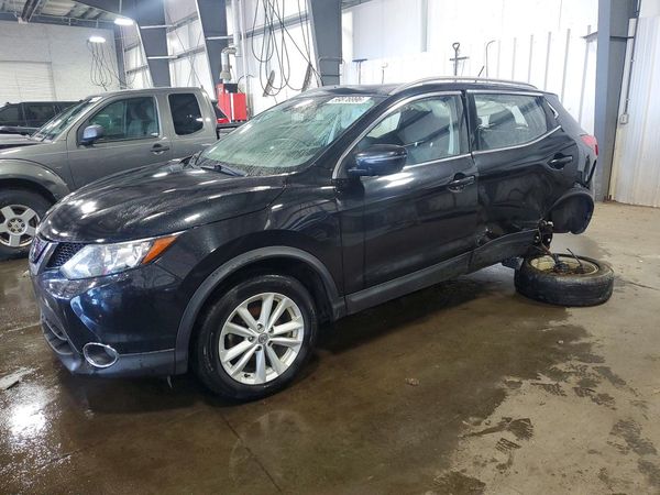 2018 NISSAN ROGUE — Front 3/4