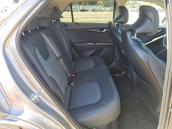 2025 KIA NIRO LX