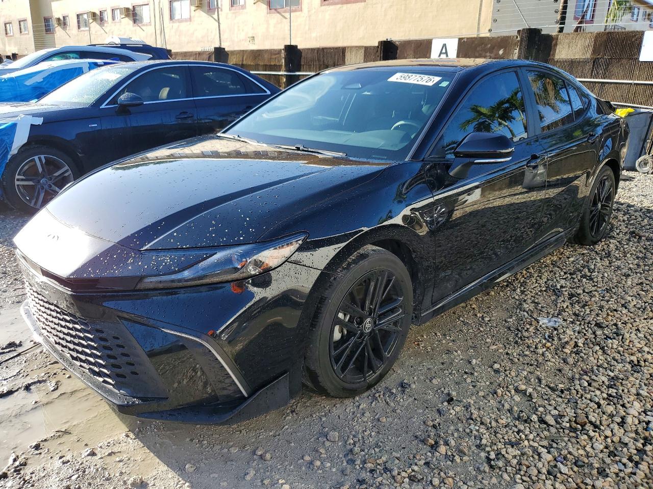 2025 TOYOTA CAMRY