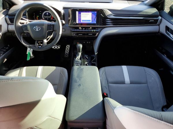 2025 TOYOTA CAMRY