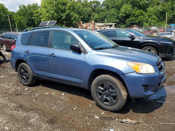 2012 TOYOTA RAV4 Standard — Passenger 3/4
