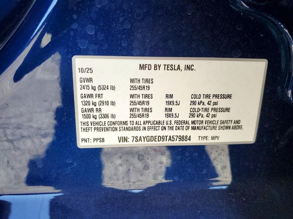 2026 TESLA MODEL Y