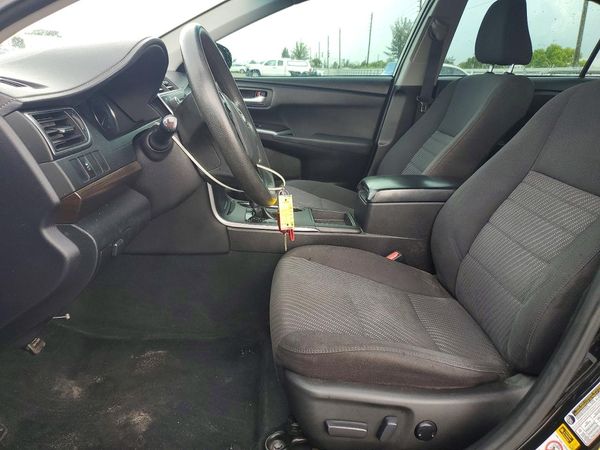 2016 TOYOTA CAMRY