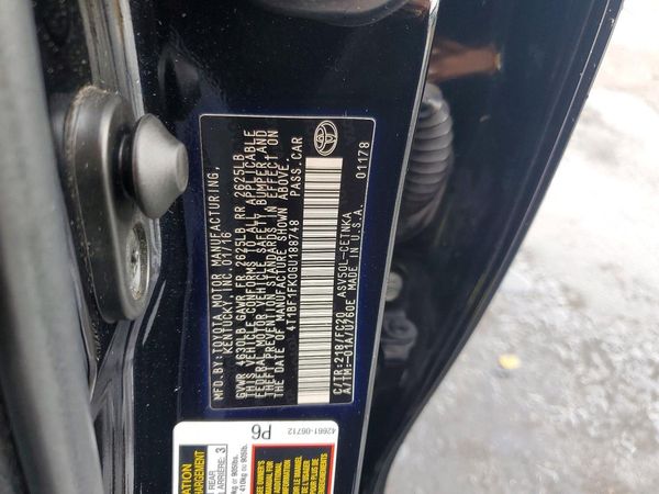 2016 TOYOTA CAMRY