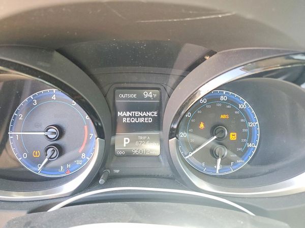 2016 TOYOTA COROLLA