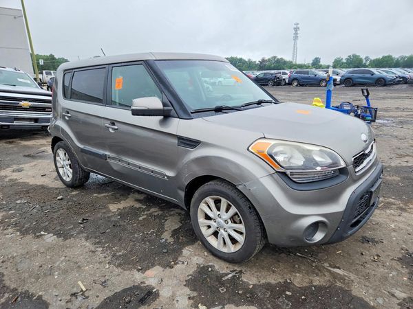 2013 KIA SOUL