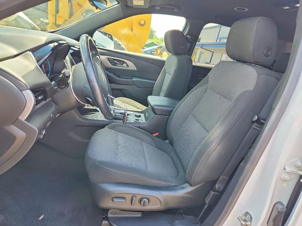 2022 CHEVROLET TRAVERSE LT
