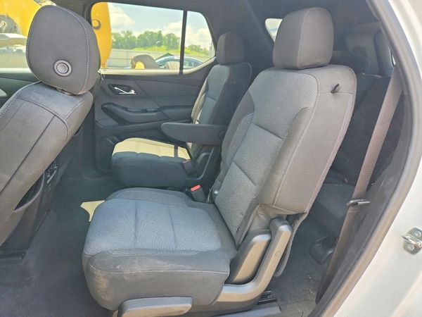 2022 CHEVROLET TRAVERSE LT