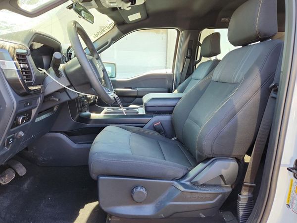 2025 FORD F150 STX