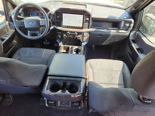2025 FORD F150 STX