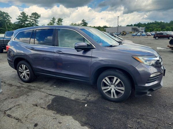 2017 HONDA PILOT EXL — Passenger 3/4