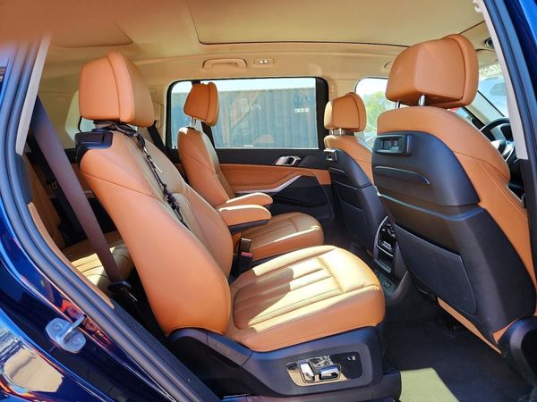 2022 BMW X7 xDrive40i