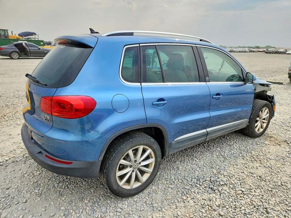 2017 VOLKSWAGEN TIGUAN Wolfsburg 4Motion