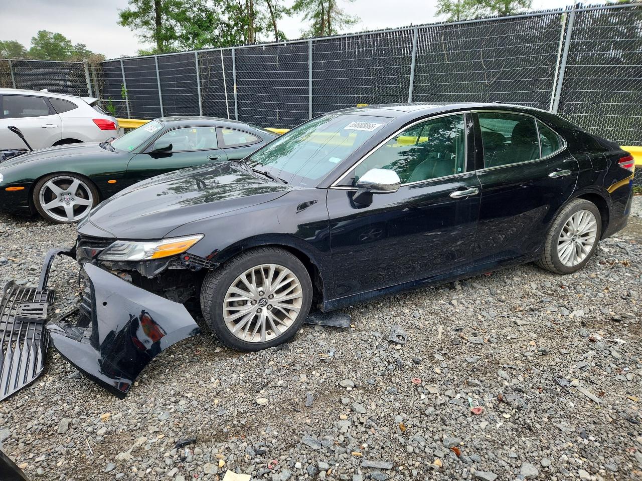 2018 TOYOTA CAMRY