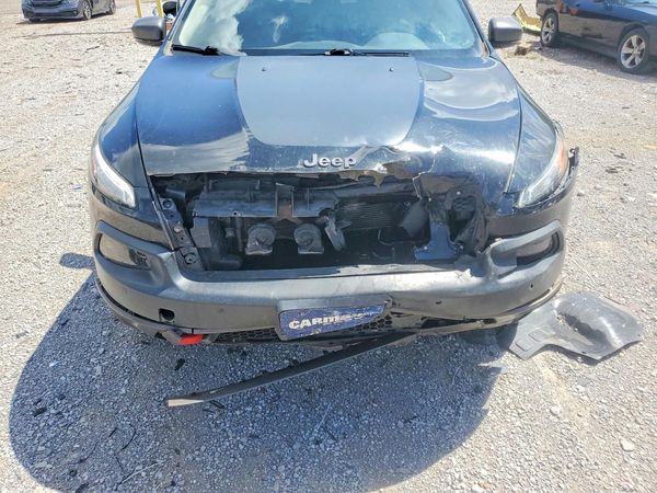 2016 JEEP CHEROKEE TRAILHAWK 4X4