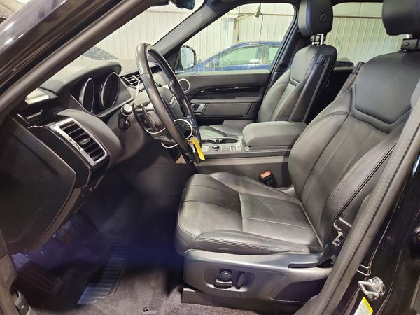 2020 LAND ROVER DISCOVERY SE