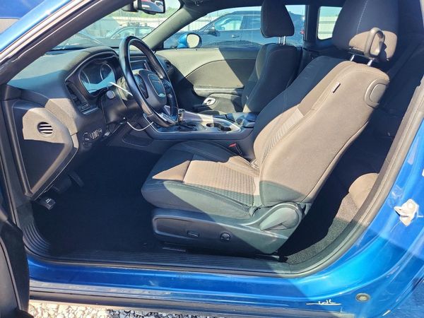 2022 DODGE CHALLENGER SXT